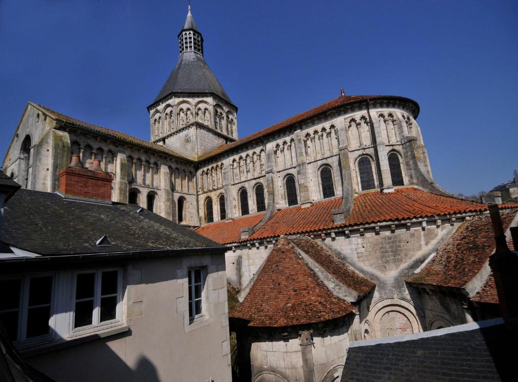 Le Passage Apartman La Charité-sur-Loire Szoba fotó